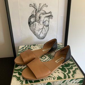 Steve Madden two-tone leather sandals size 9